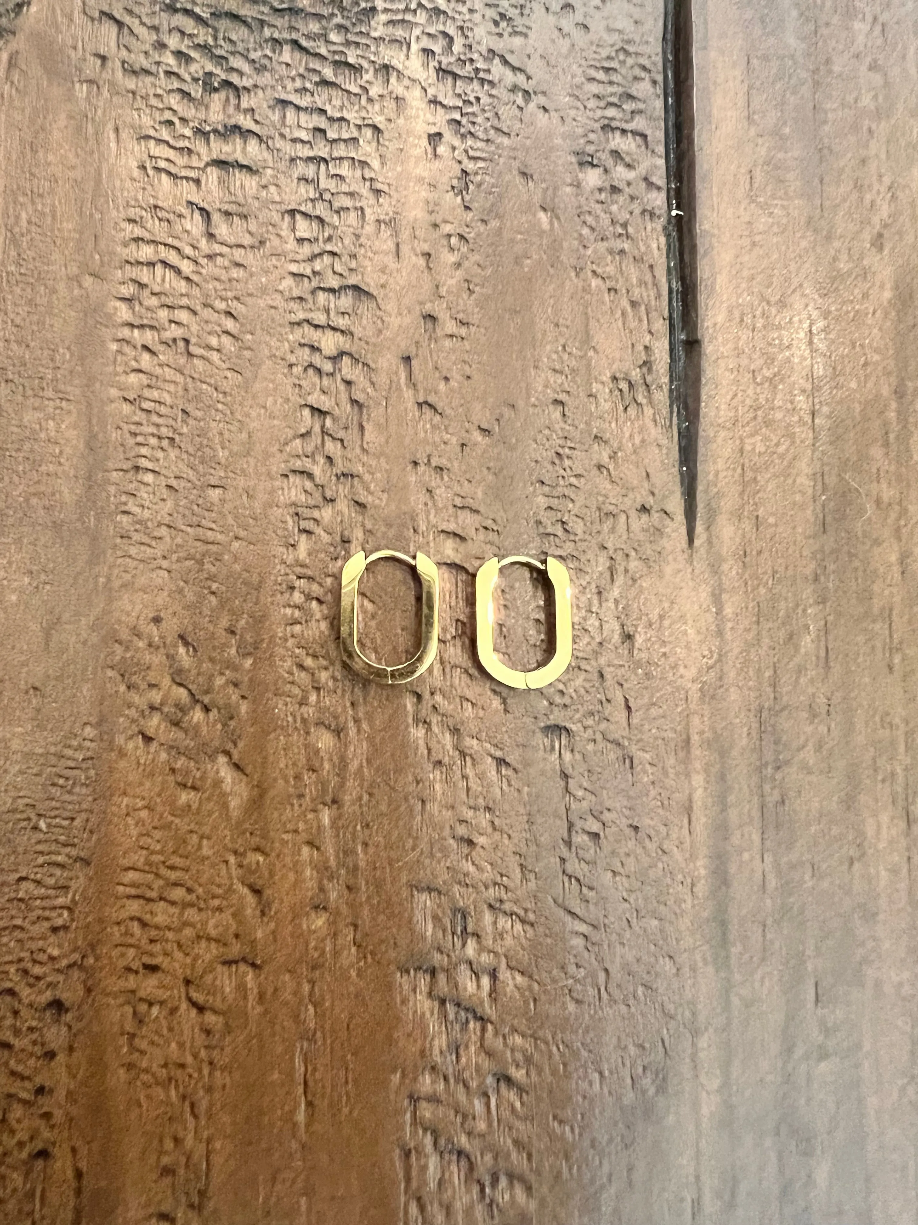 small geometric hoops sold by bubs & sass product image thumbnail 4