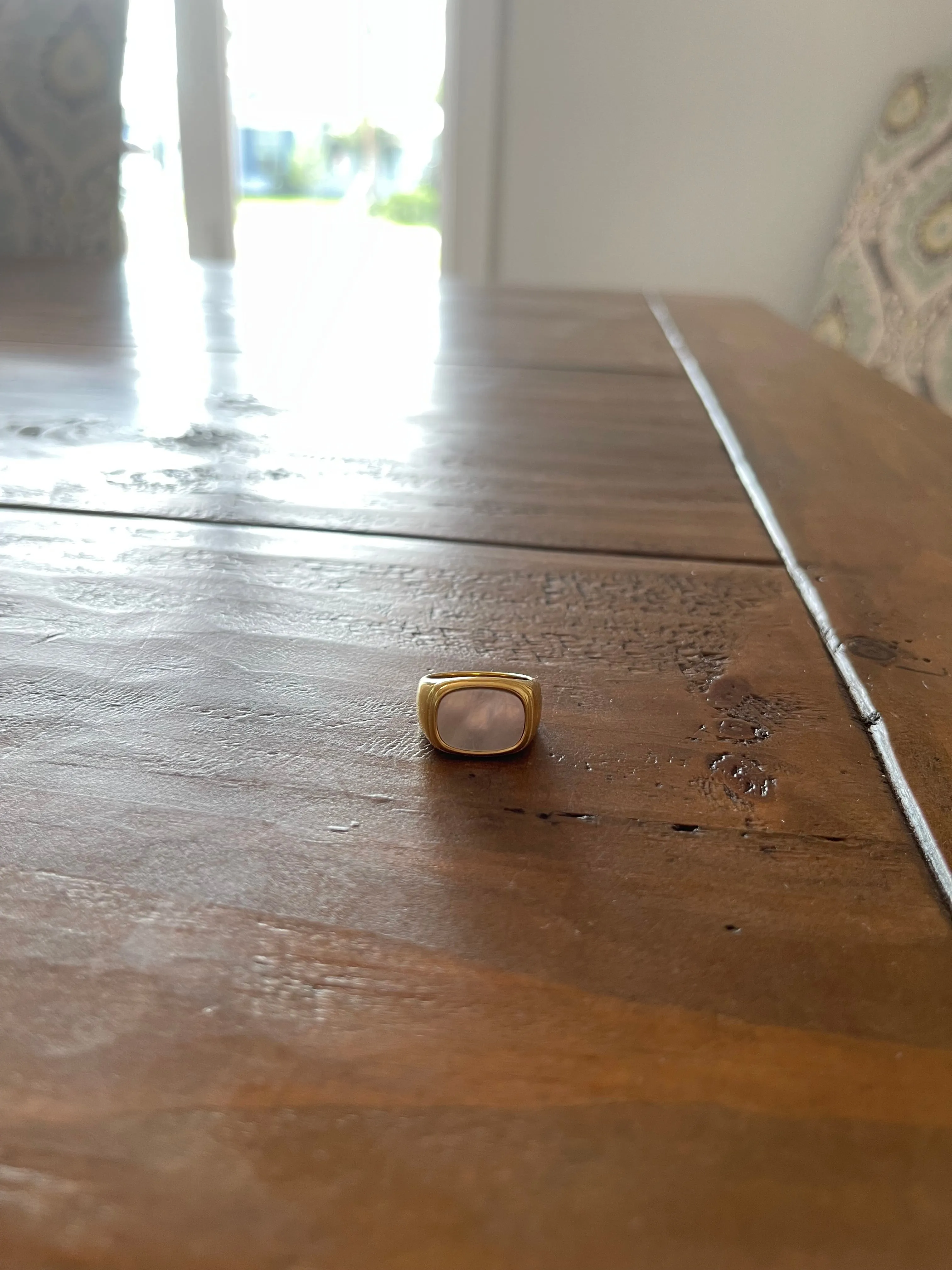 chunky square pearl ring sold by bubs & sass product image thumbnail 3
