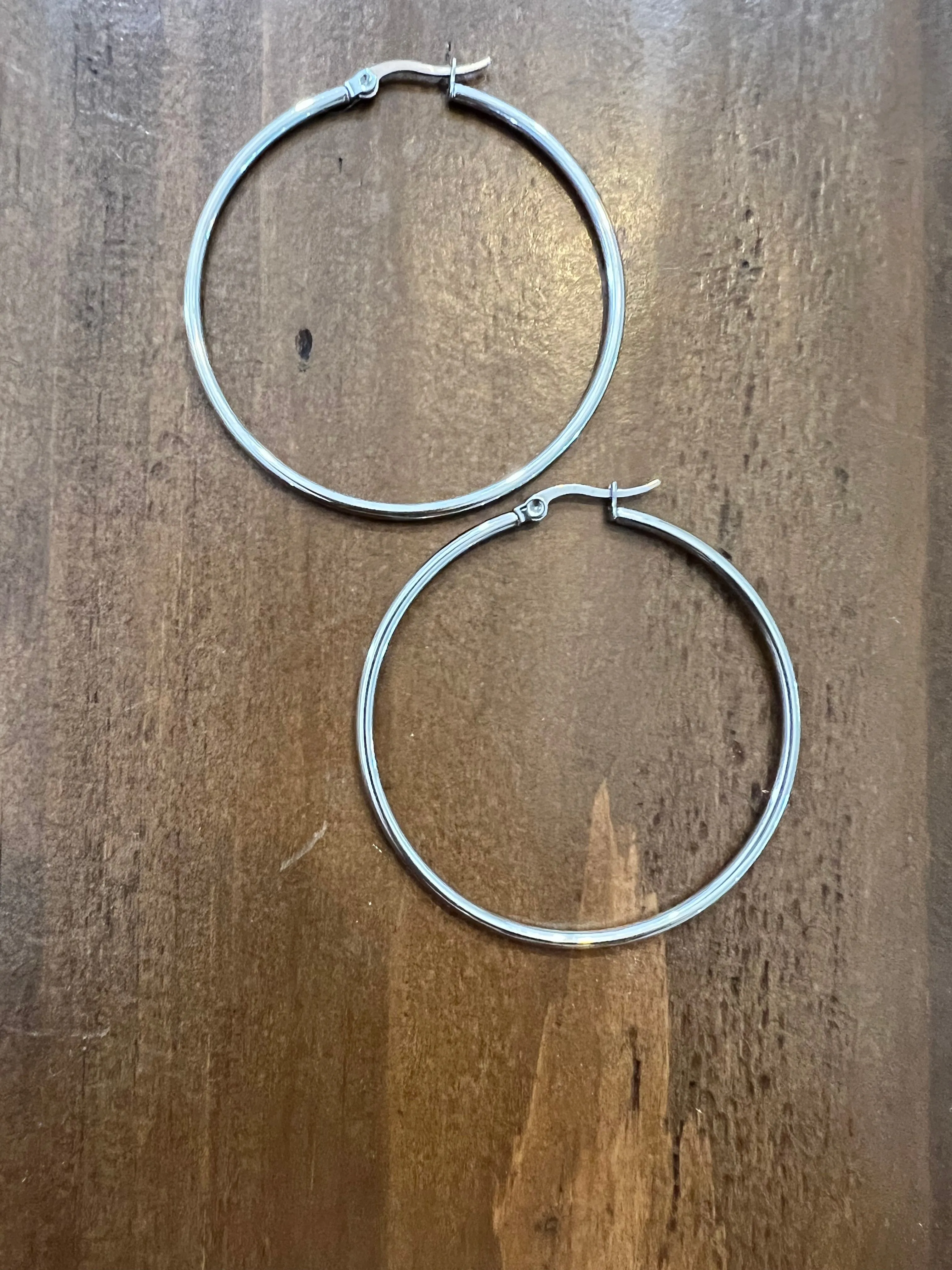 classic hoop sold by bubs & sass product image thumbnail 3