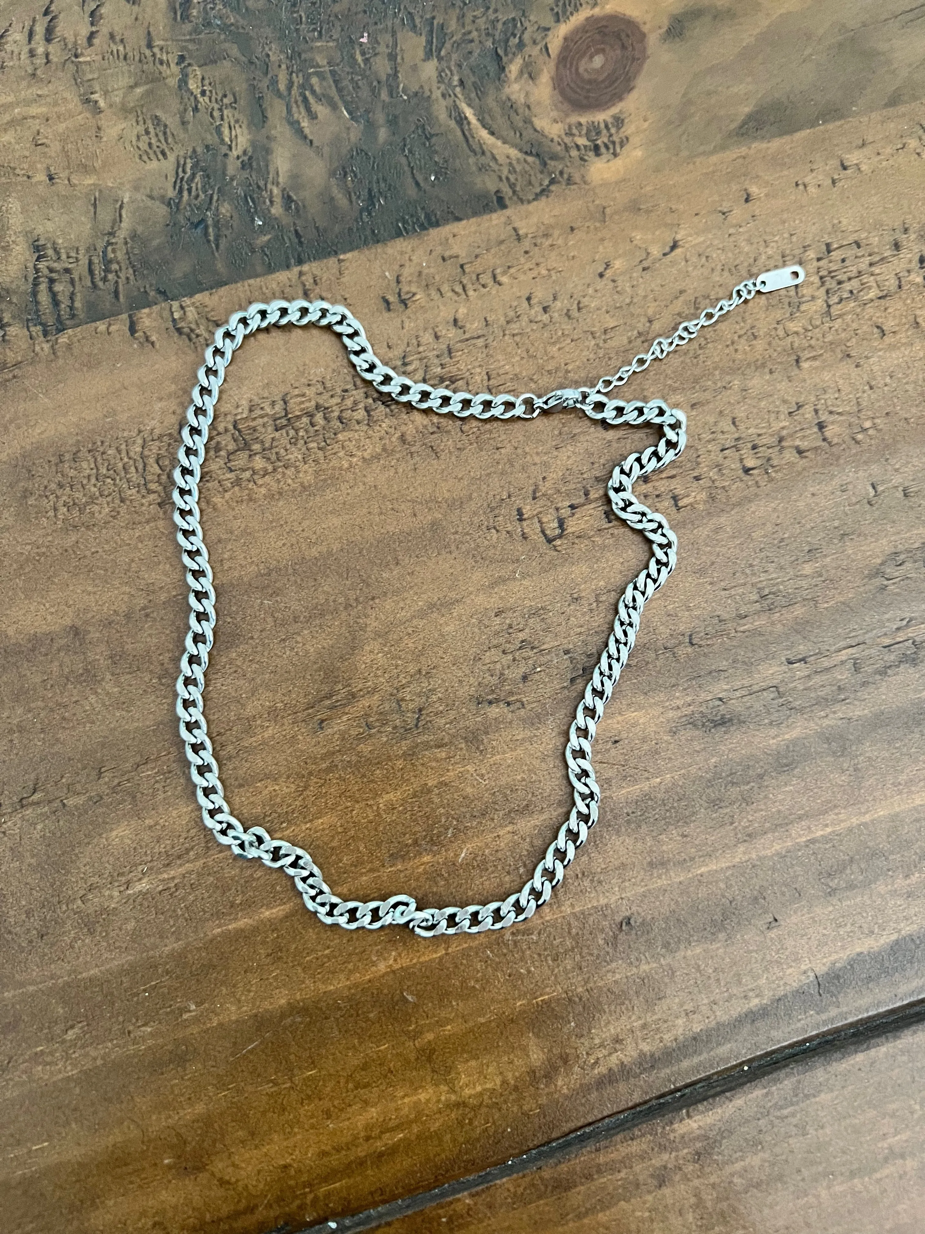 cuban chain necklace sold by bubs & sass product image thumbnail 4