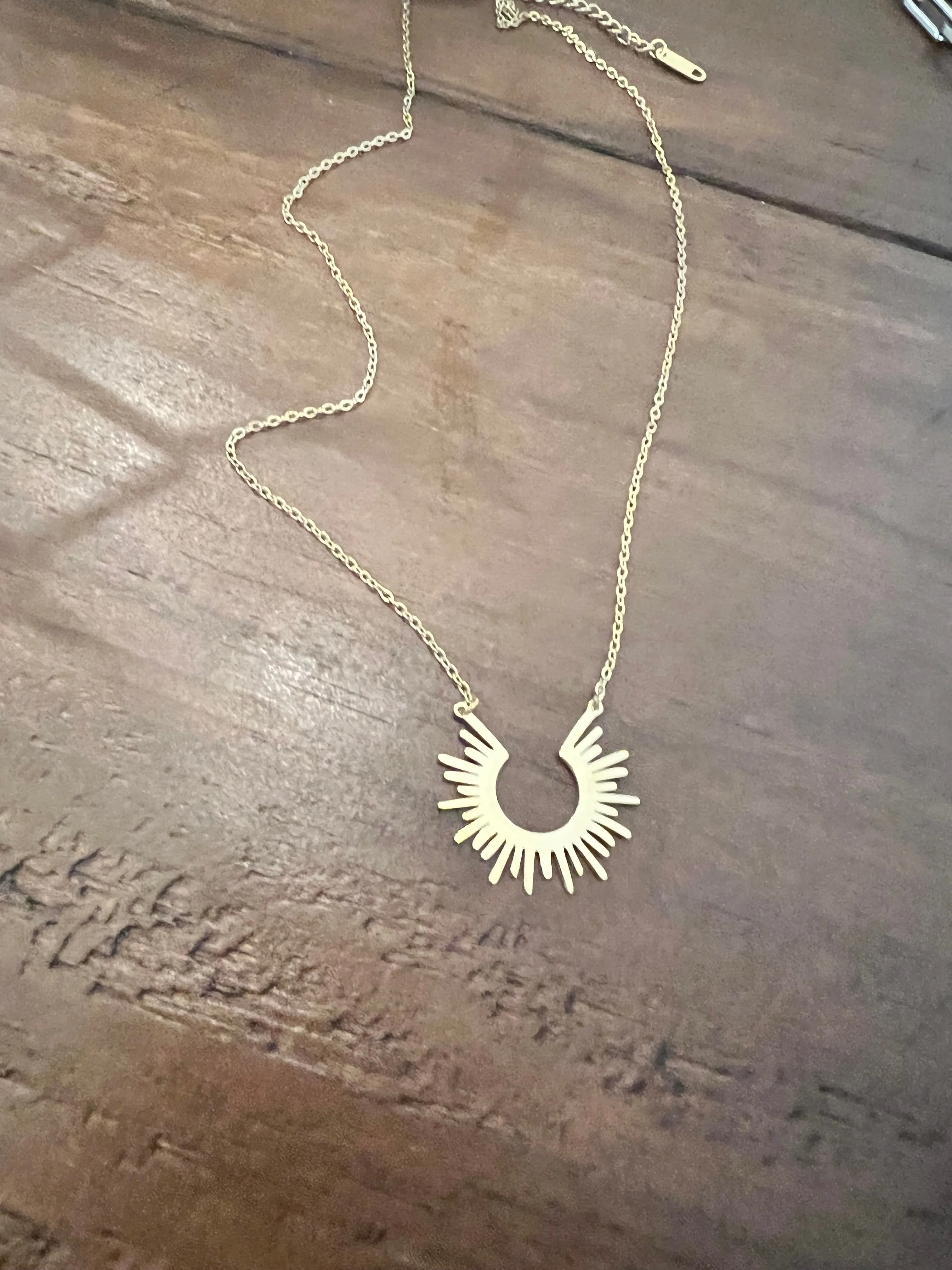 sun ray necklace sold by bubs & sass product image thumbnail 3