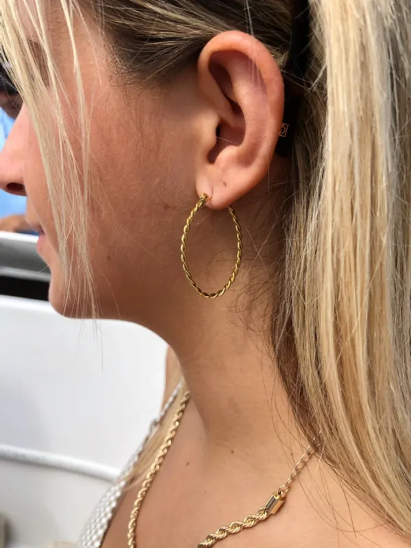 thin rope chain oval hoop earrings sold by bubs & sass