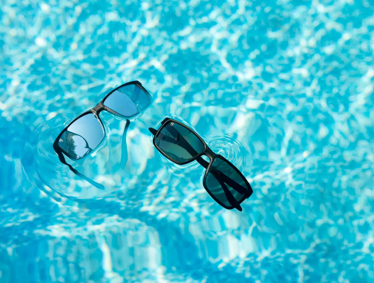 CAPTIVA FLOATING SUNGLASSES sold by Geckobrands product image thumbnail 2