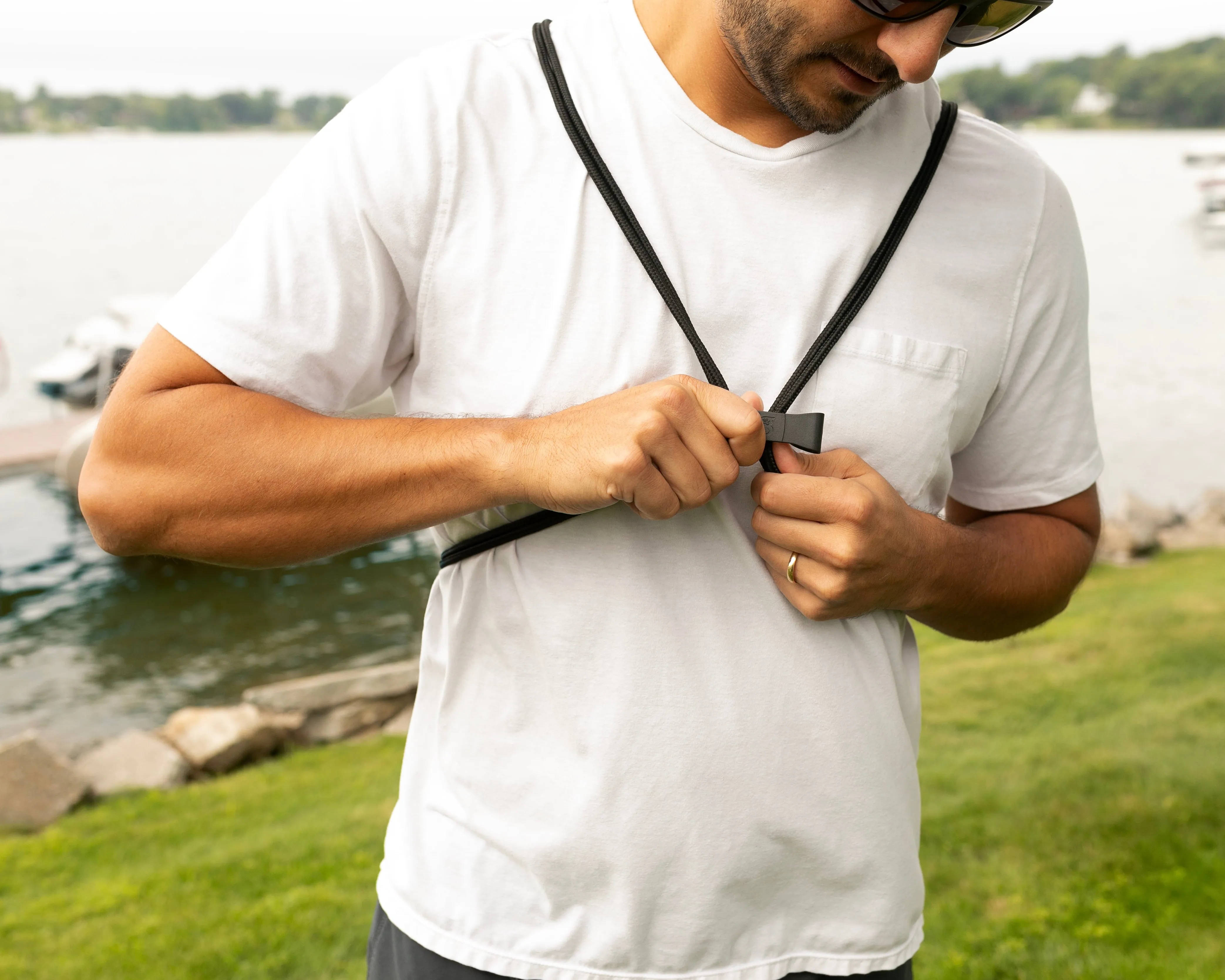 WATERPROOF DRAWSTRING BACKPACK WITH ZIP POCKET sold by Geckobrands product image thumbnail 5