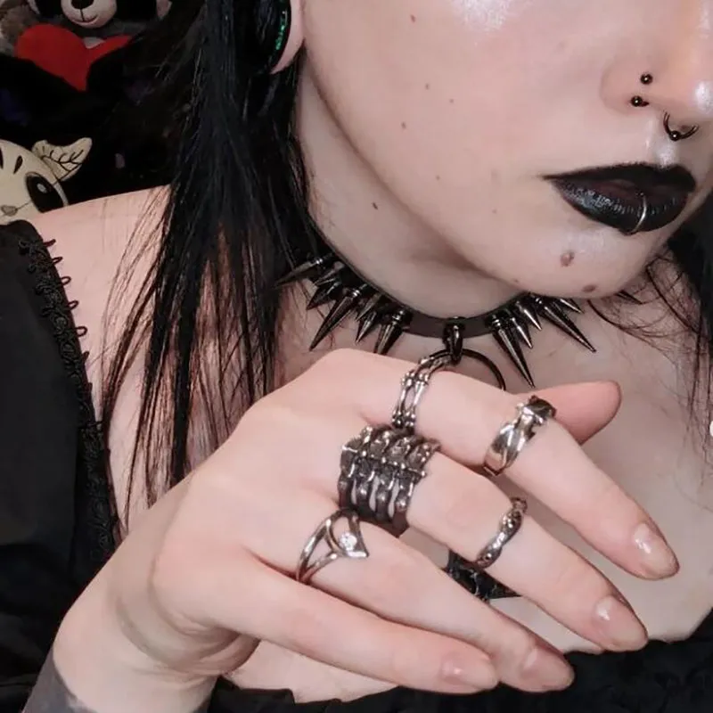 Gothic Bone Stainless Steel Skull Ring sold by GTHIC product image thumbnail 4
