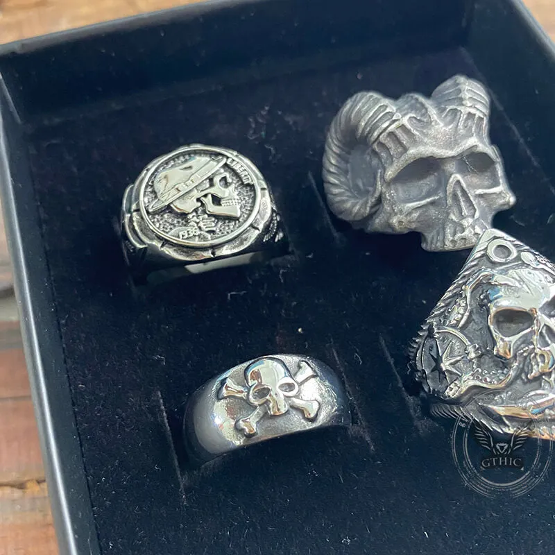 4 Pcs Stainless Steel Skull Rings Set sold by GTHIC product image thumbnail 3