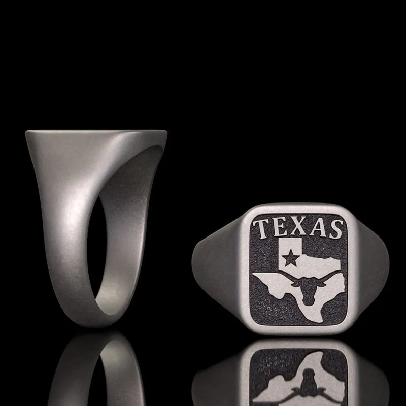 Vintage Western Texas Signet Sterling Silver Ring sold by GTHIC