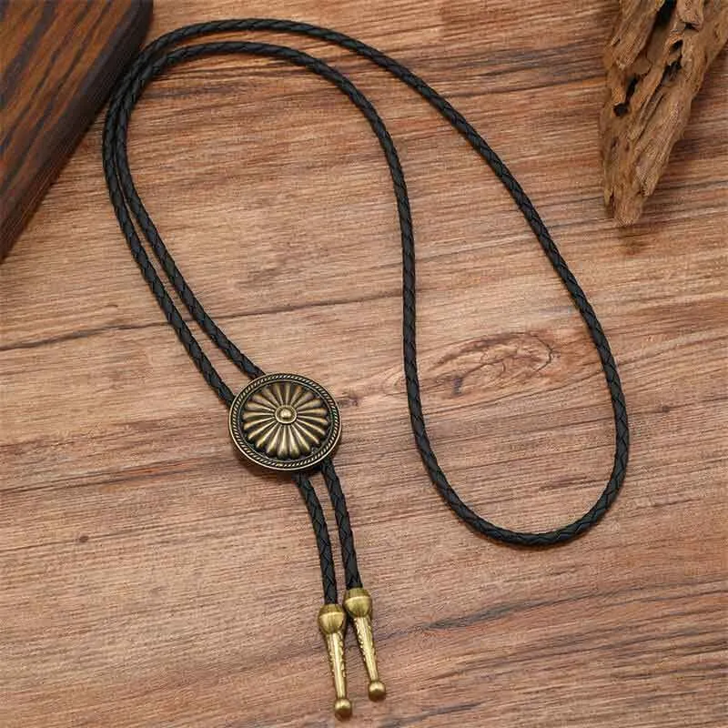 Vintage Celtic Pattern Cowboy Alloy Bolo Tie sold by GTHIC product image thumbnail 2