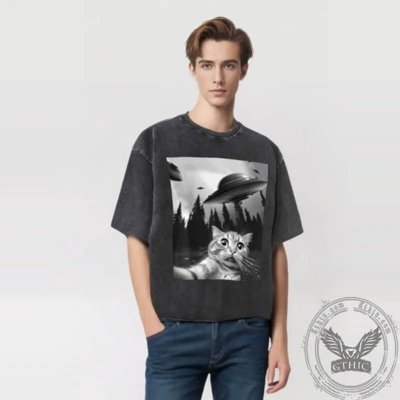 Vintage Washed Scared Cat T-shirt sold by GTHIC product image thumbnail 2