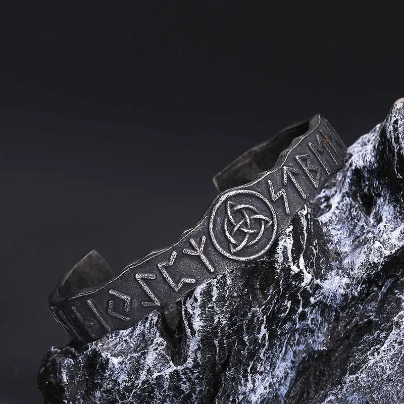 Viking Rune Triangle Knot Stainless Steel Bracelet sold by GTHIC product image thumbnail 4
