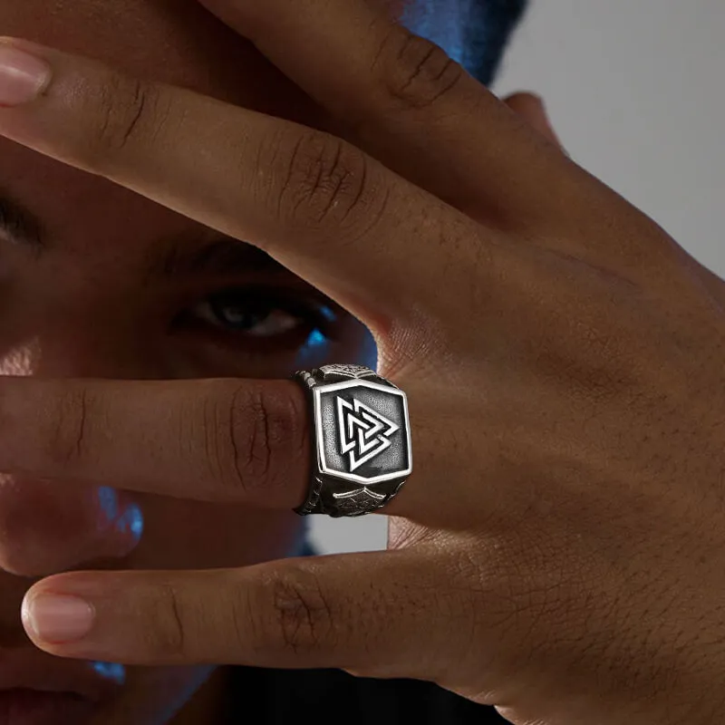 Retro Valknut Odin Triangle Stainless Steel Viking Ring sold by GTHIC product image thumbnail 2