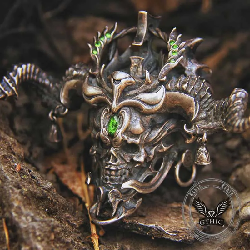 Imperial Horned Skull Gemstone Sterling Silver Ring made by GTHIC