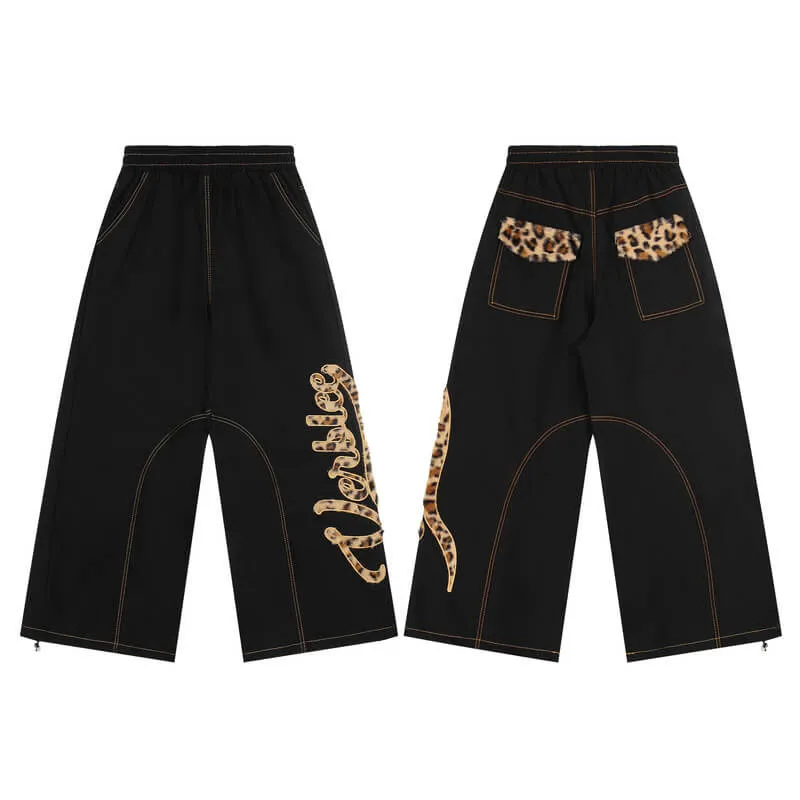 American Retro Leopard Print Letter Patch Loose Jeans sold by GTHIC