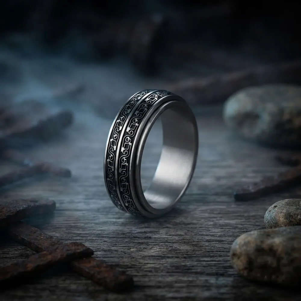Vintage Beast-Motif Scrollwork Stainless Steel Spinner Ring sold by GTHIC product image thumbnail 4