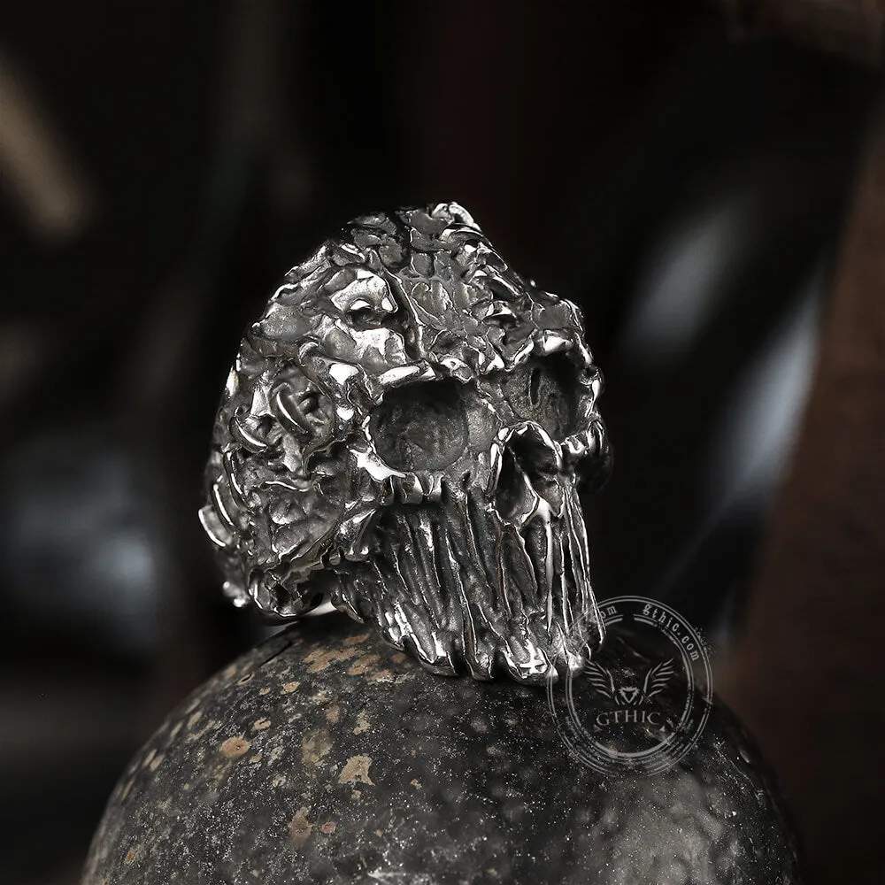Scar Crack Stainless Steel Skull Ring sold by GTHIC product image thumbnail 3