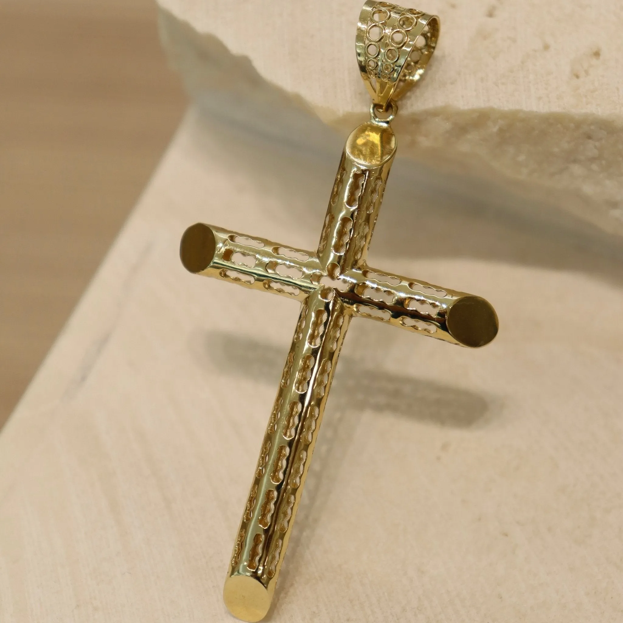 14K Gold Men's Cross sold by IceLink product image thumbnail 2