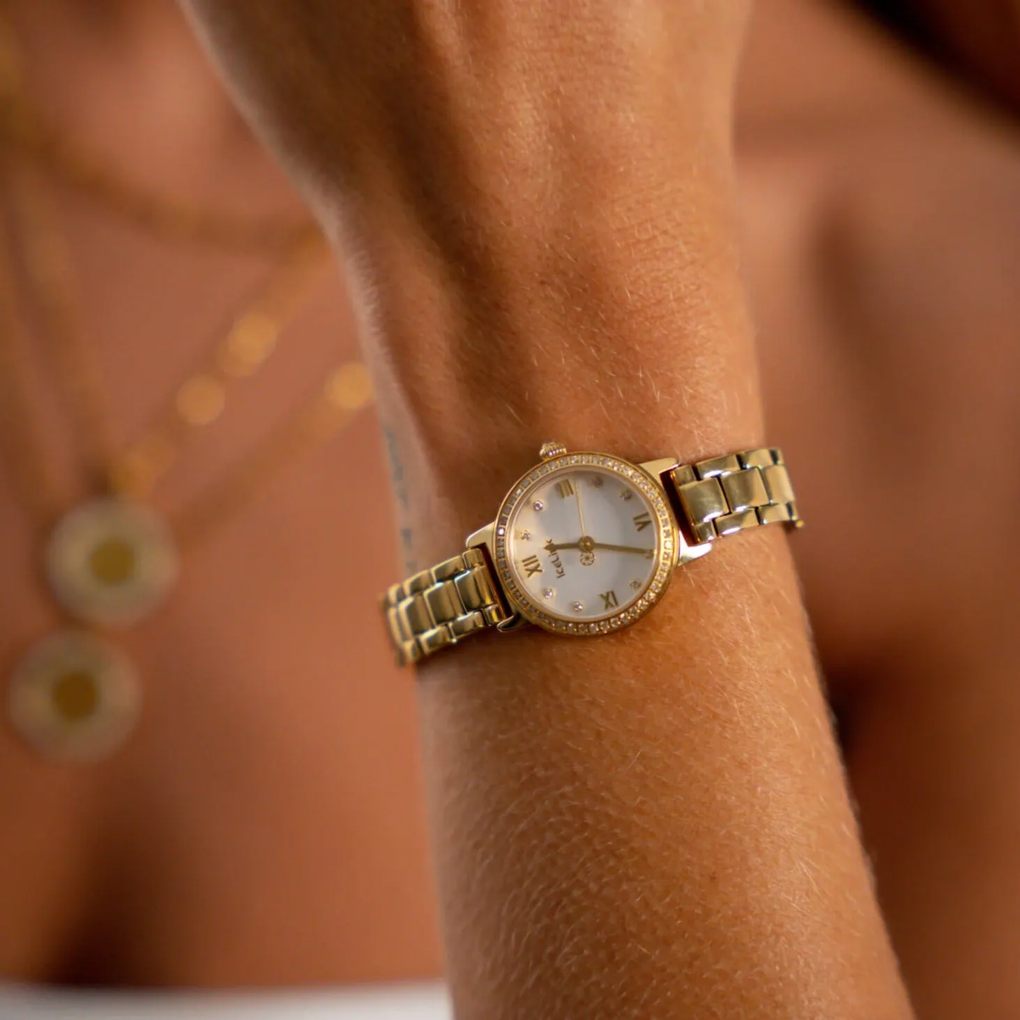 Manhattan 23.5mm Diamond Watch sold by IceLink product image thumbnail 2