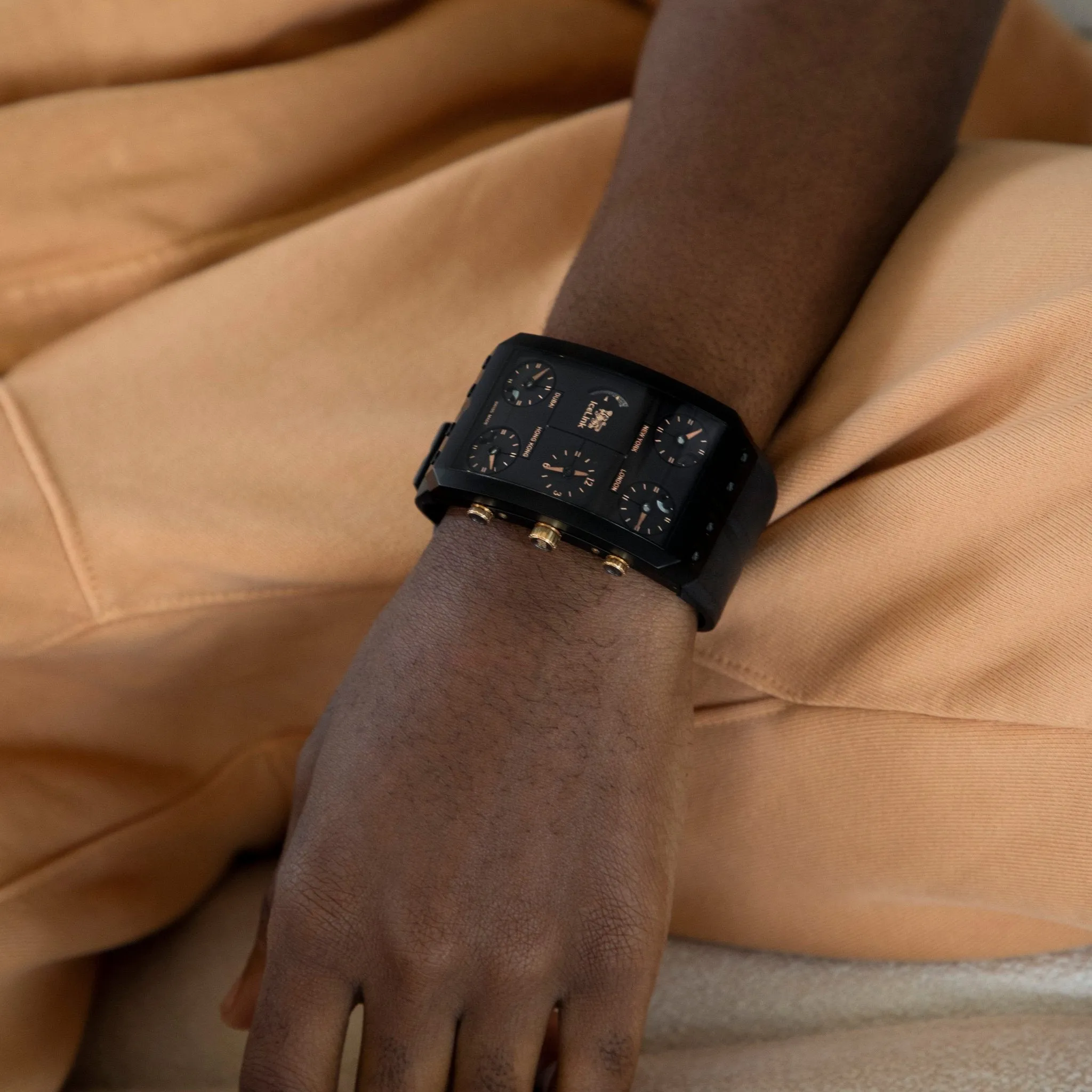 Monte Rosa 6TZ Watch sold by IceLink product image thumbnail 2