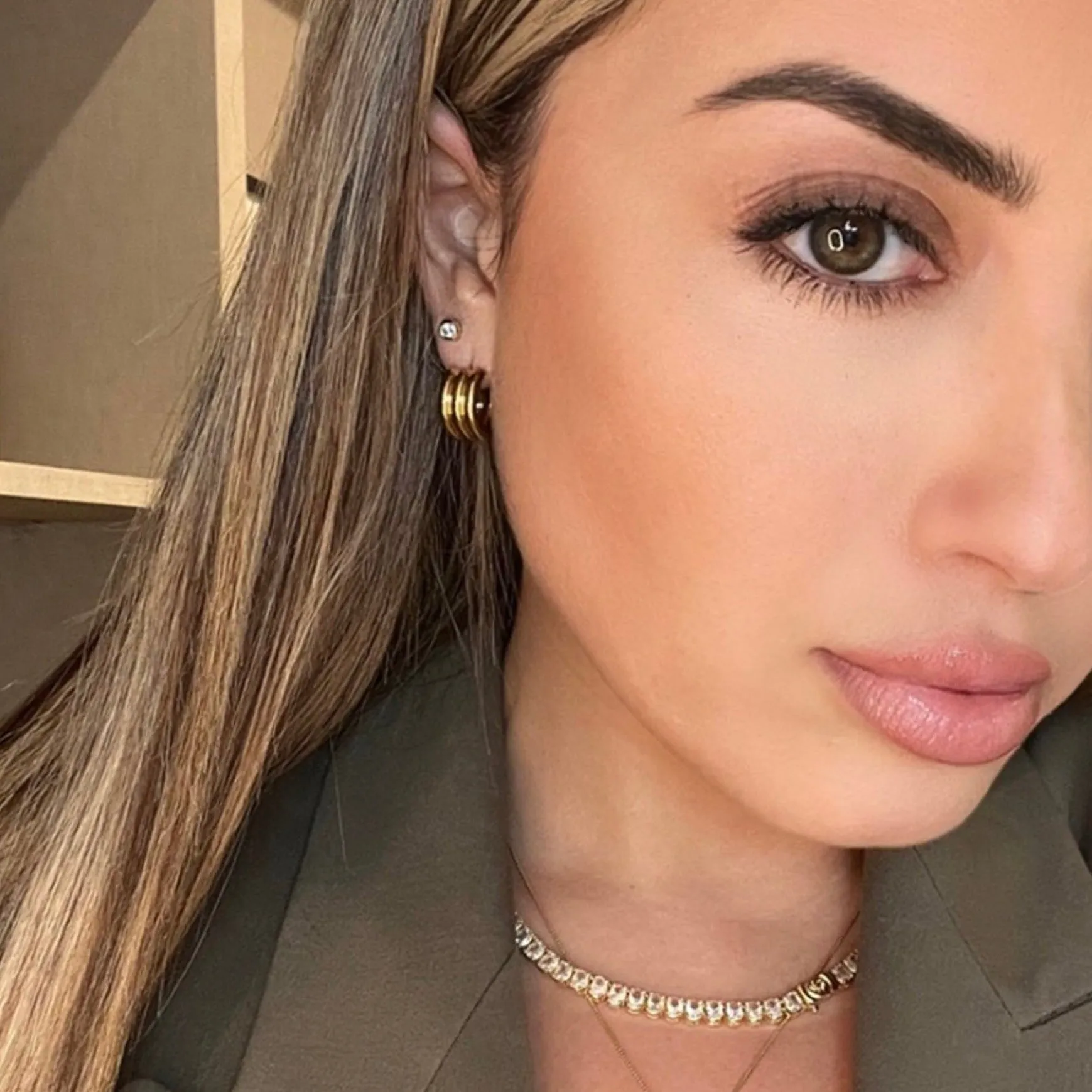 Rima Hoop Earrings sold by IceLink product image thumbnail 2