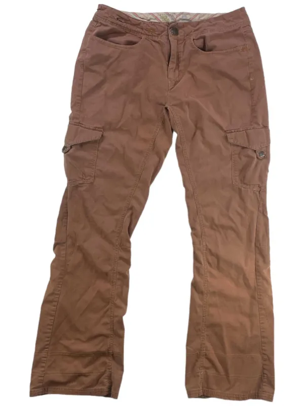 Womens Roll Up Pants made by Mountain Hardwear