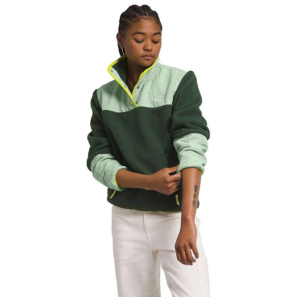 The North Face Womens Cragmont Fleece 1/4 Snap Top sold by Out&Back Outdoor product image thumbnail 5