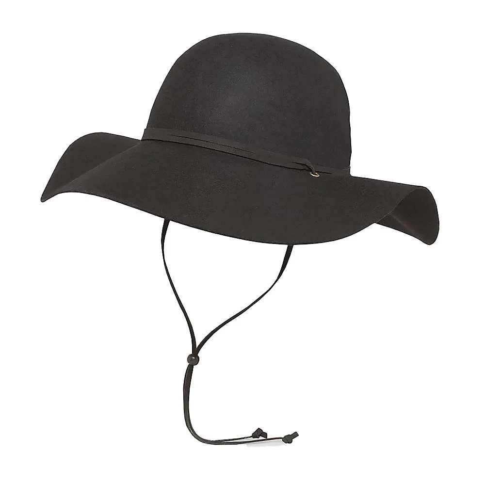 Sunday Afternoons Women's Vivian Hat sold by Out&Back Outdoor