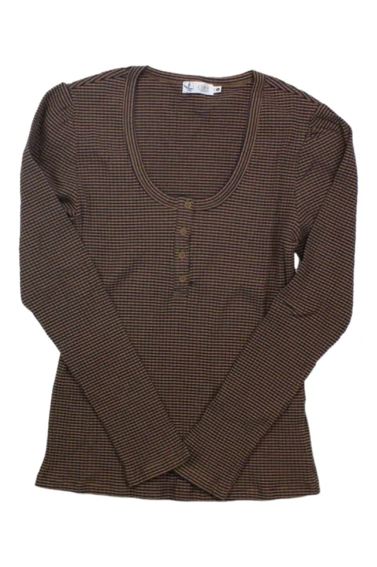 Carve Designs Women's Emma Top sold by Out&Back Outdoor