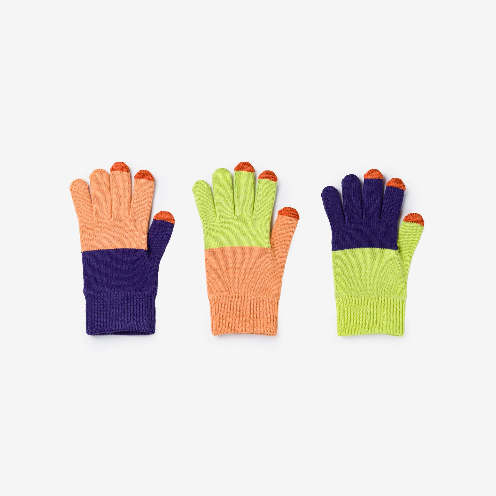 Pair and Spare Knit Touchscreen Gloves sold by Verloop LLC product image thumbnail 4