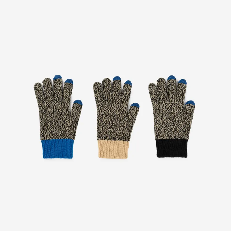 Pair and Spare Touchscreen Gloves sold by Verloop LLC