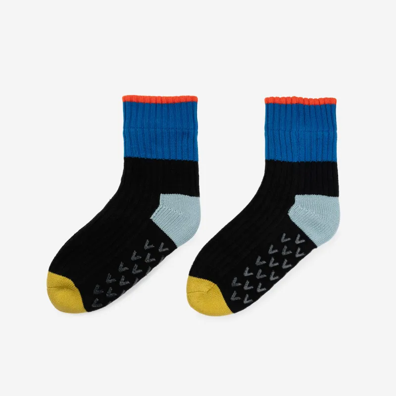 Minima House Socks made by Verloop LLC
