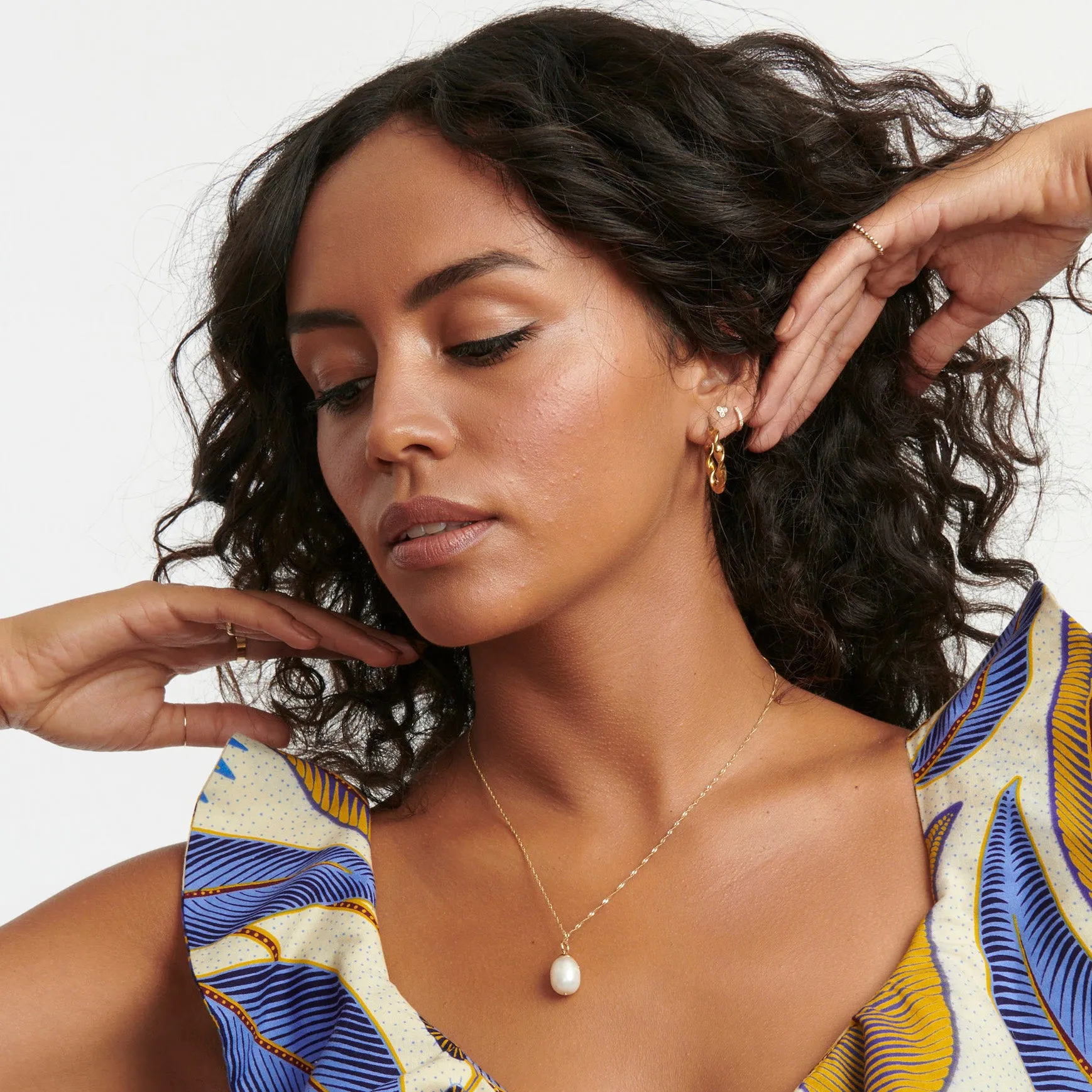 Twisted Helium Hoops sold by Ariel Gordon Jewelry product image thumbnail 4