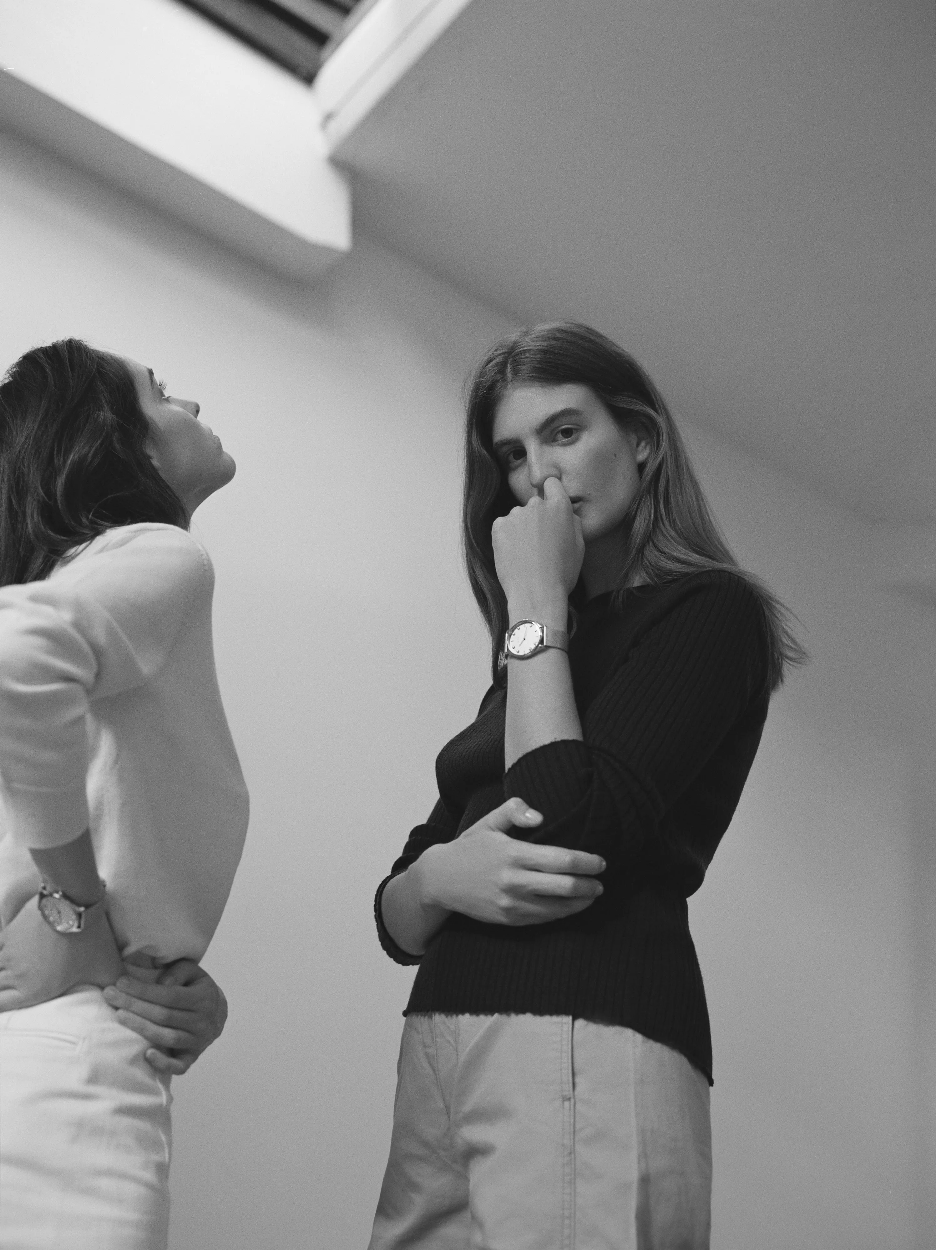 Lune 8 - Gold and White - Gold Mesh sold by Nacre Watches product image thumbnail 5