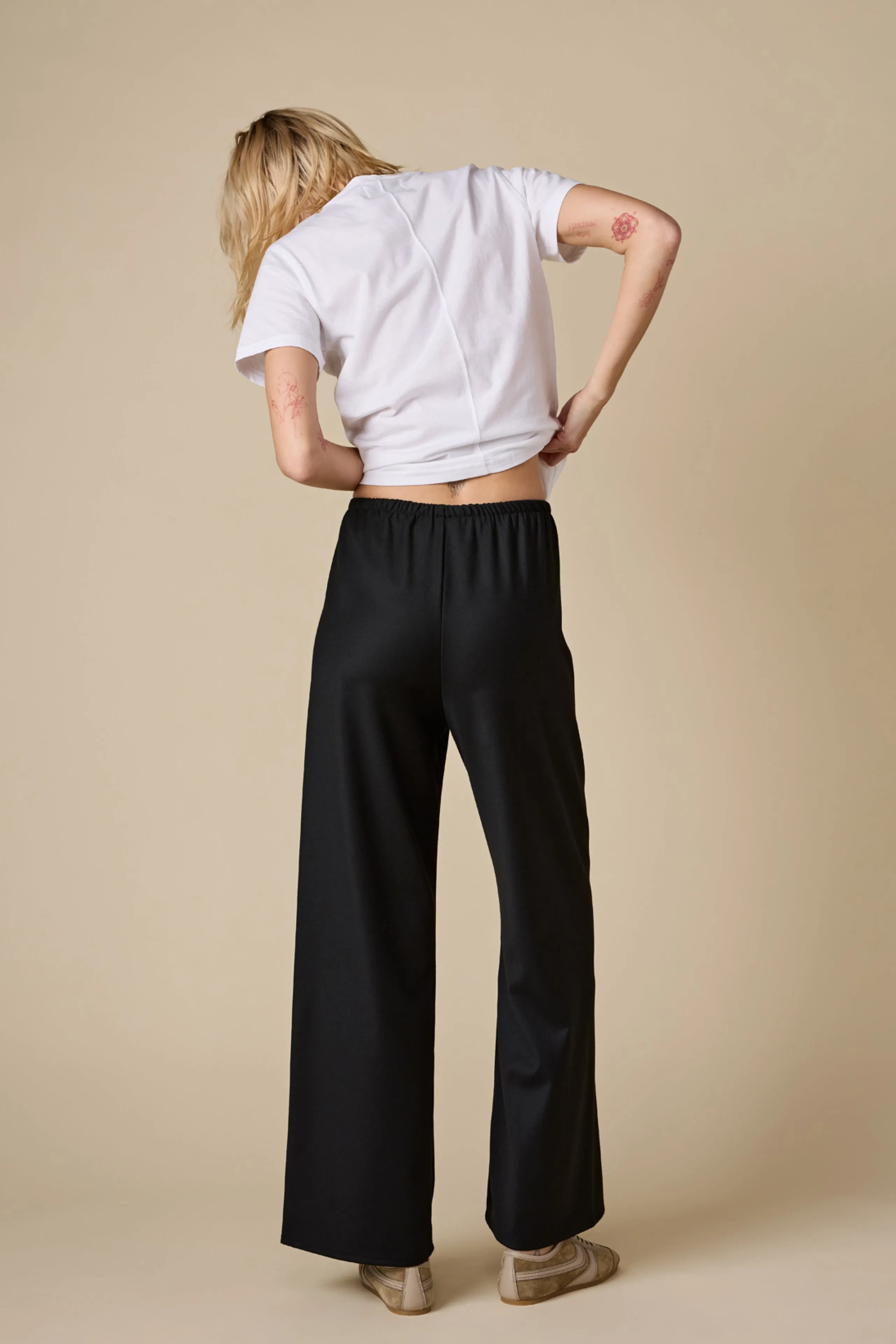 The Everything Pant in Black sold by Sold Out NYC product image thumbnail 4