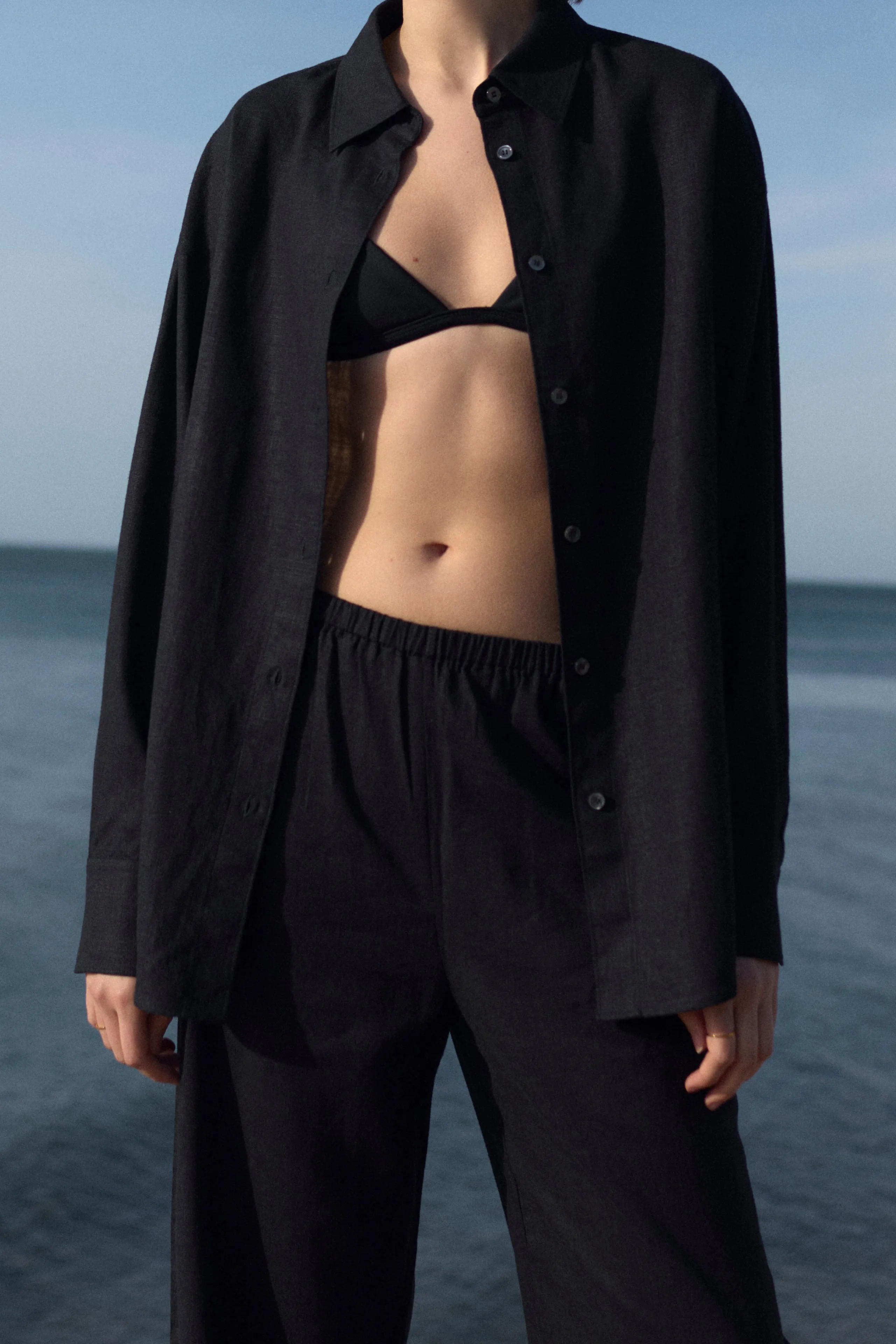 The Linen Everything Pant in Black sold by Sold Out NYC product image thumbnail 4