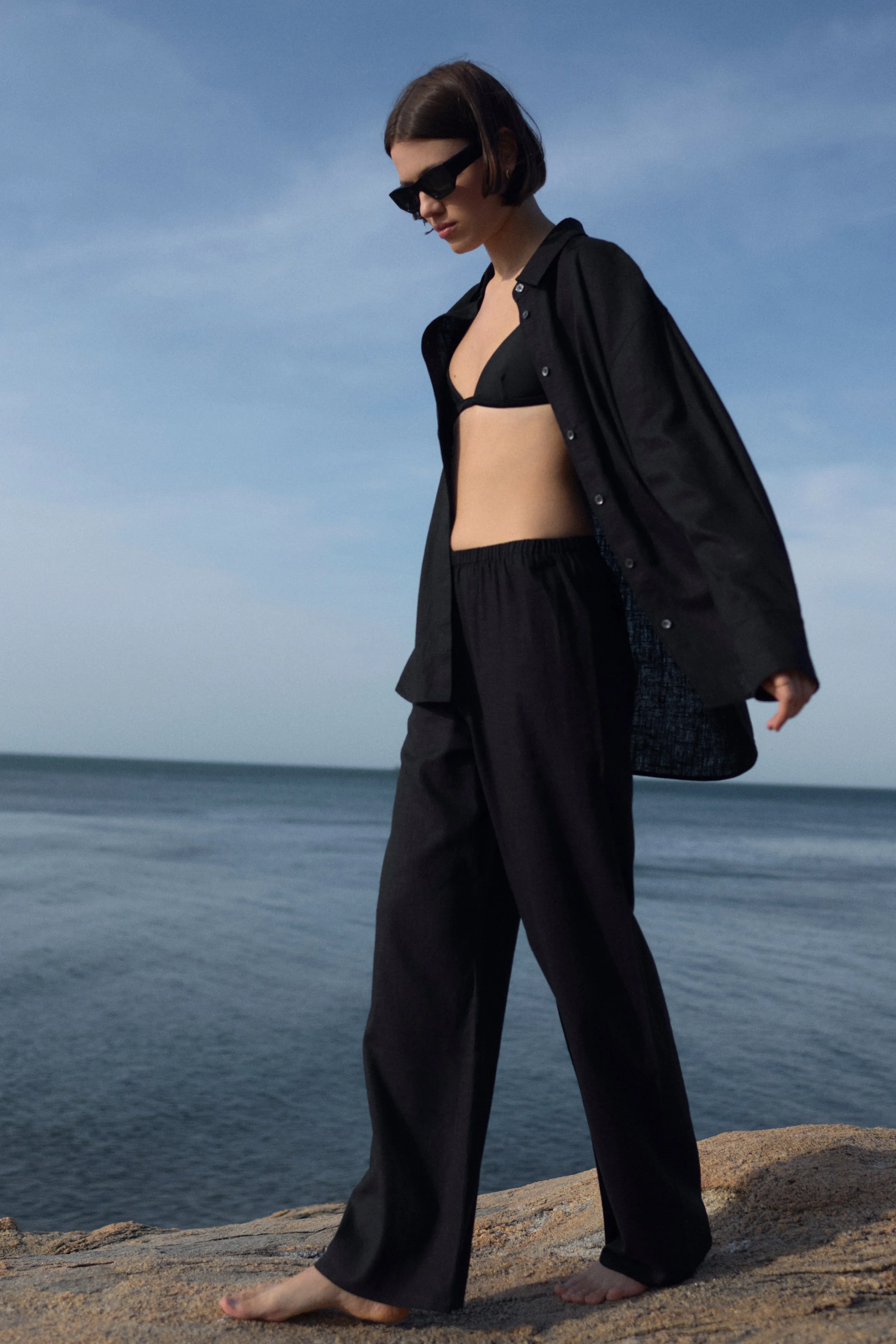 The Linen Everything Shirt in Black sold by Sold Out NYC product image thumbnail 2