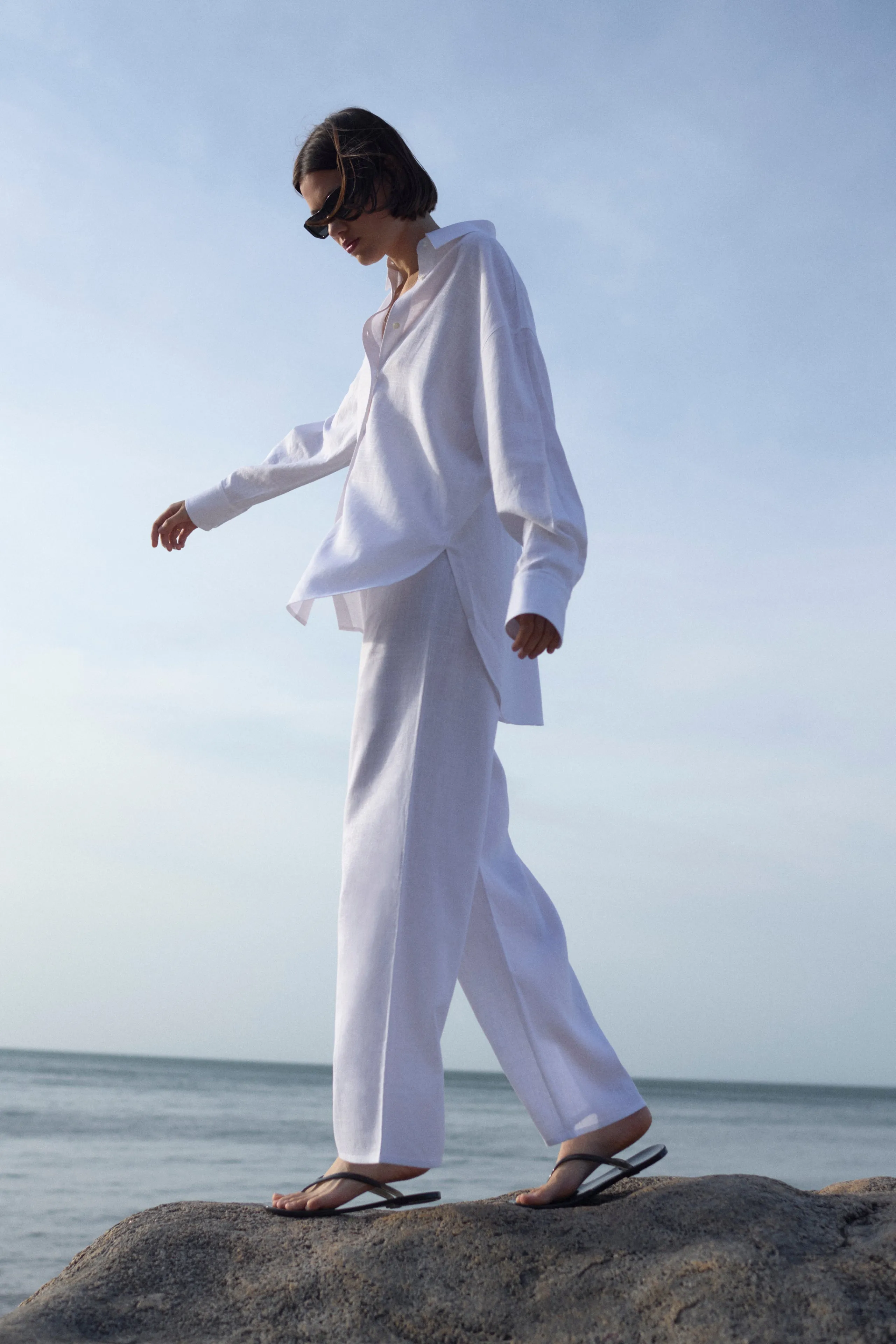 The Linen Everything Pant in White sold by Sold Out NYC product image thumbnail 3