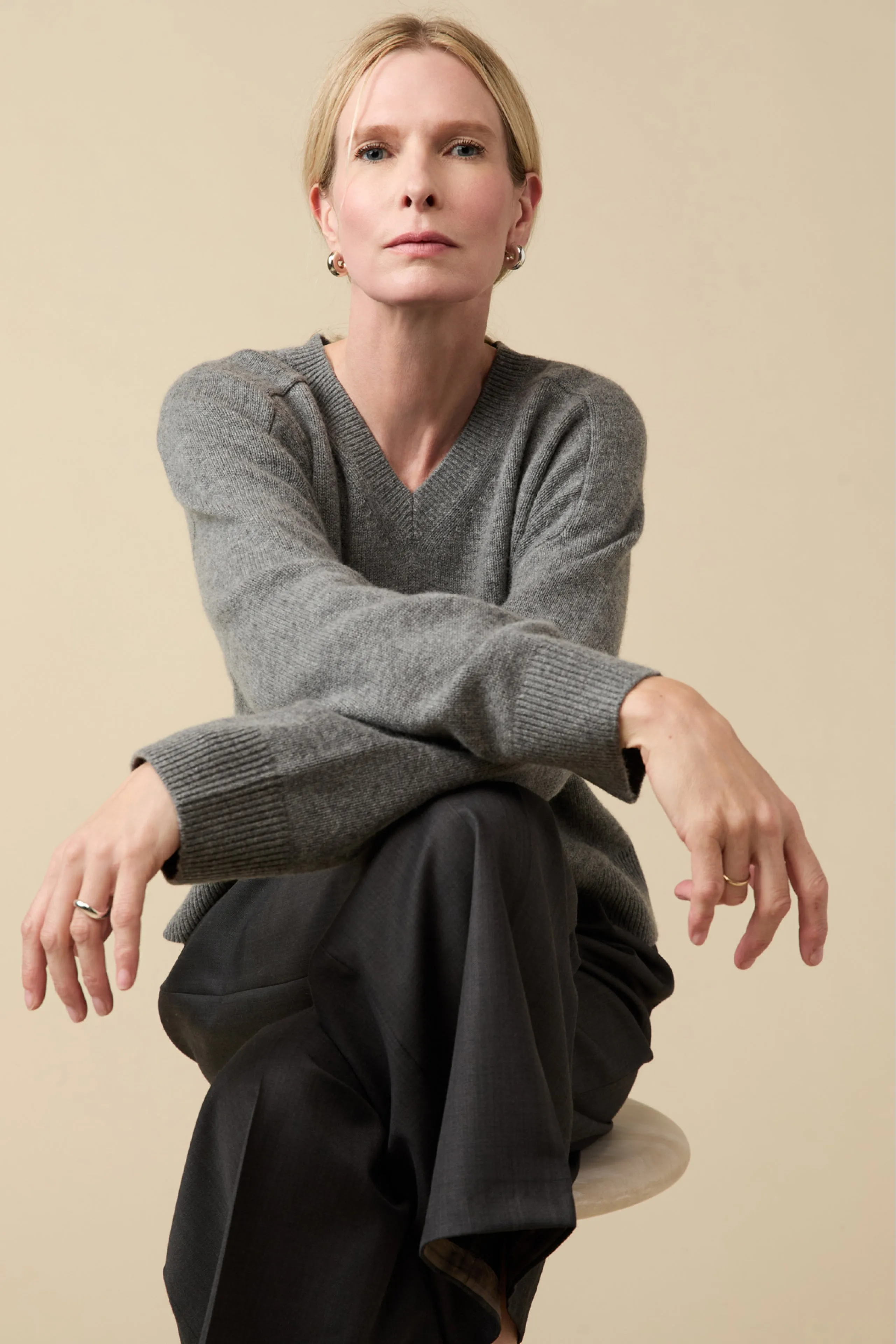 The Cashmere V-Neck in Heather Grey sold by Sold Out NYC product image thumbnail 2