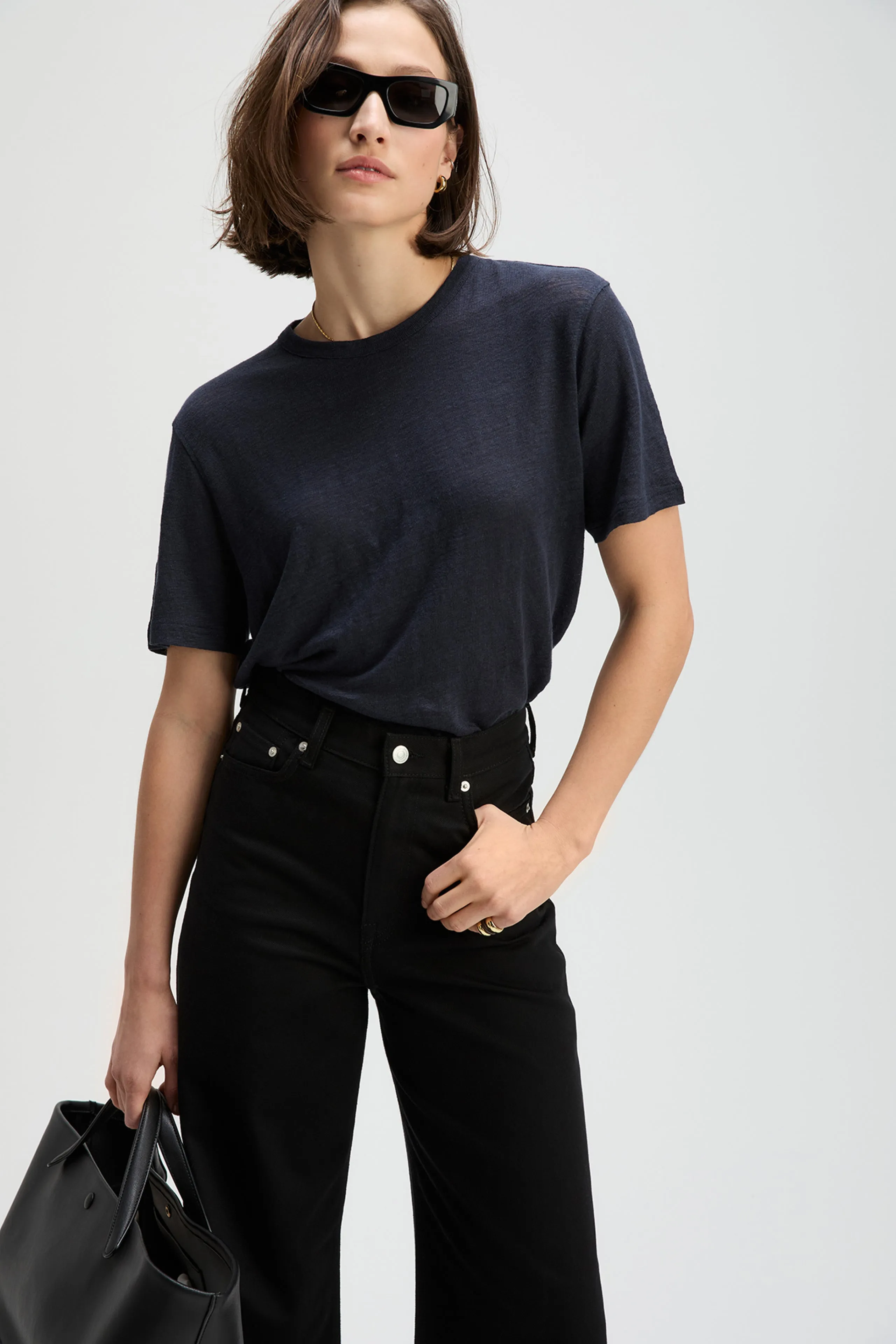 The Linen Perfect Tee in Navy sold by Sold Out NYC product image thumbnail 4