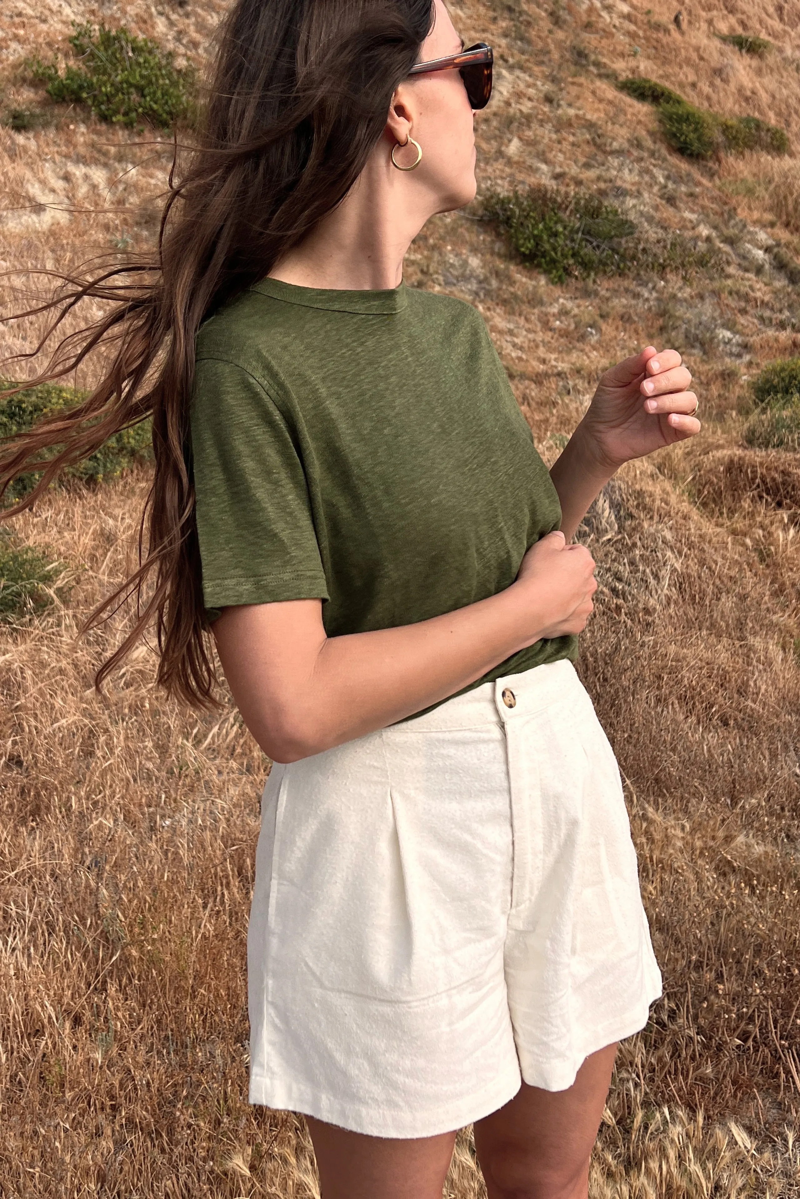 The Linen Perfect Tee in Olive sold by Sold Out NYC product image thumbnail 3