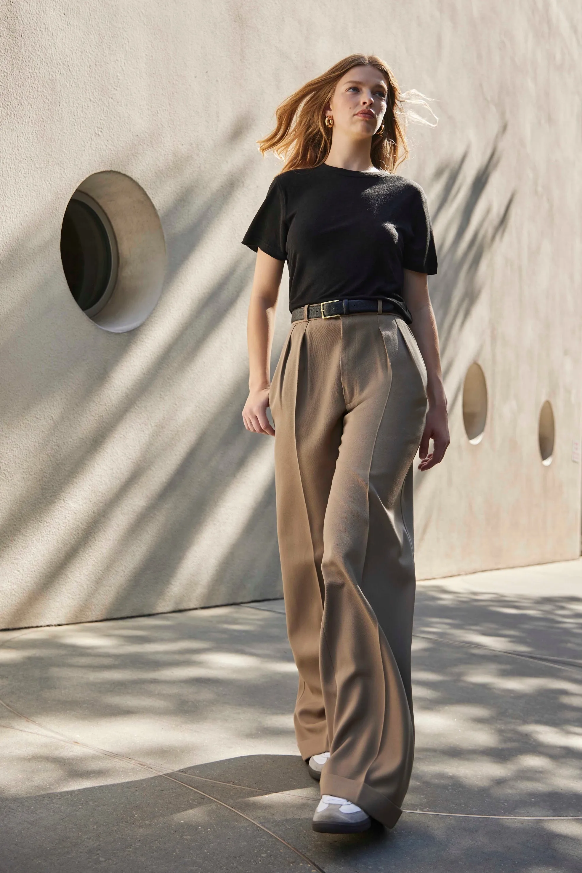 The Linen Perfect Tee In Black sold by Sold Out NYC product image thumbnail 5