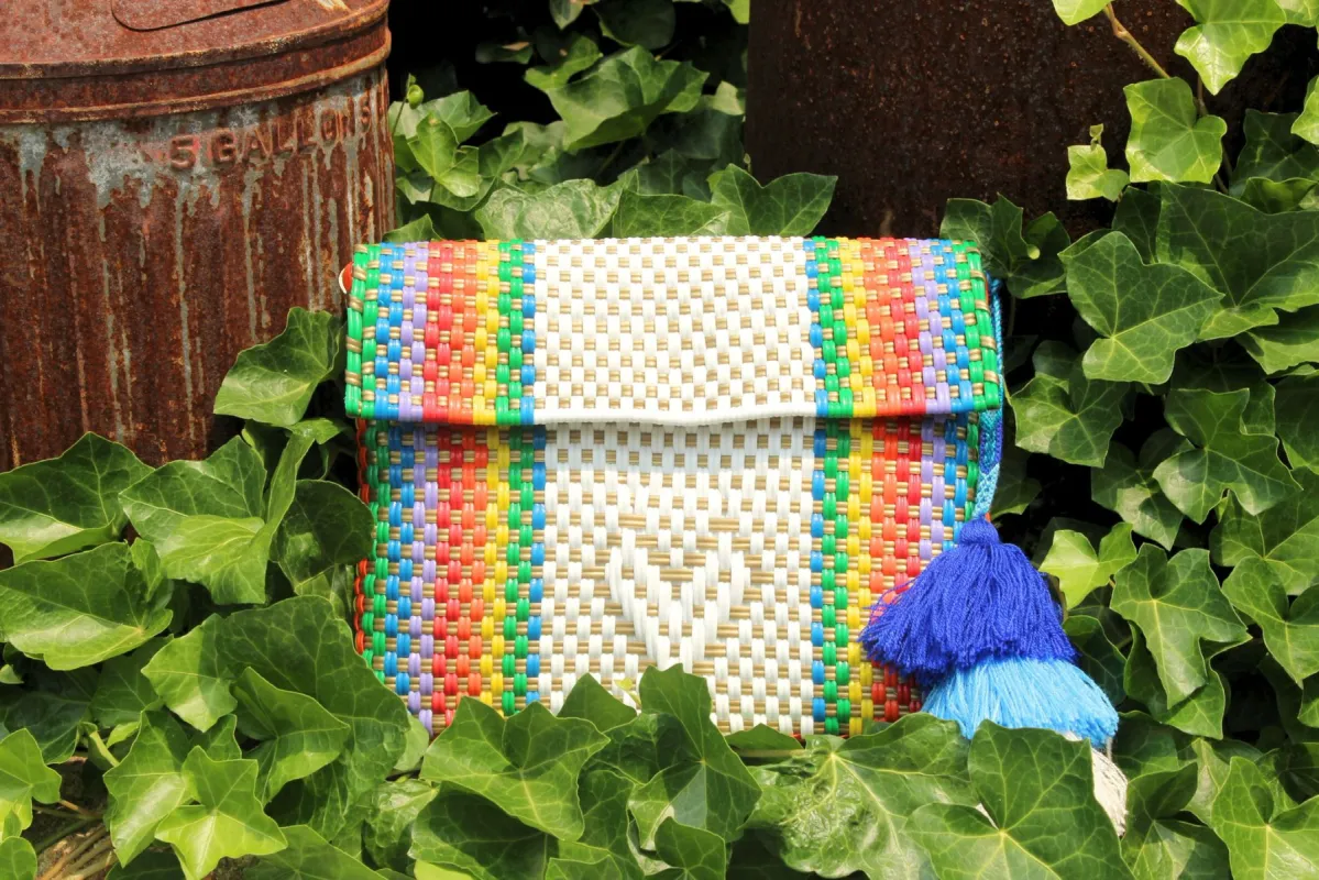 Clutch - Happy Heart Citron sold by Squeeze De Citron