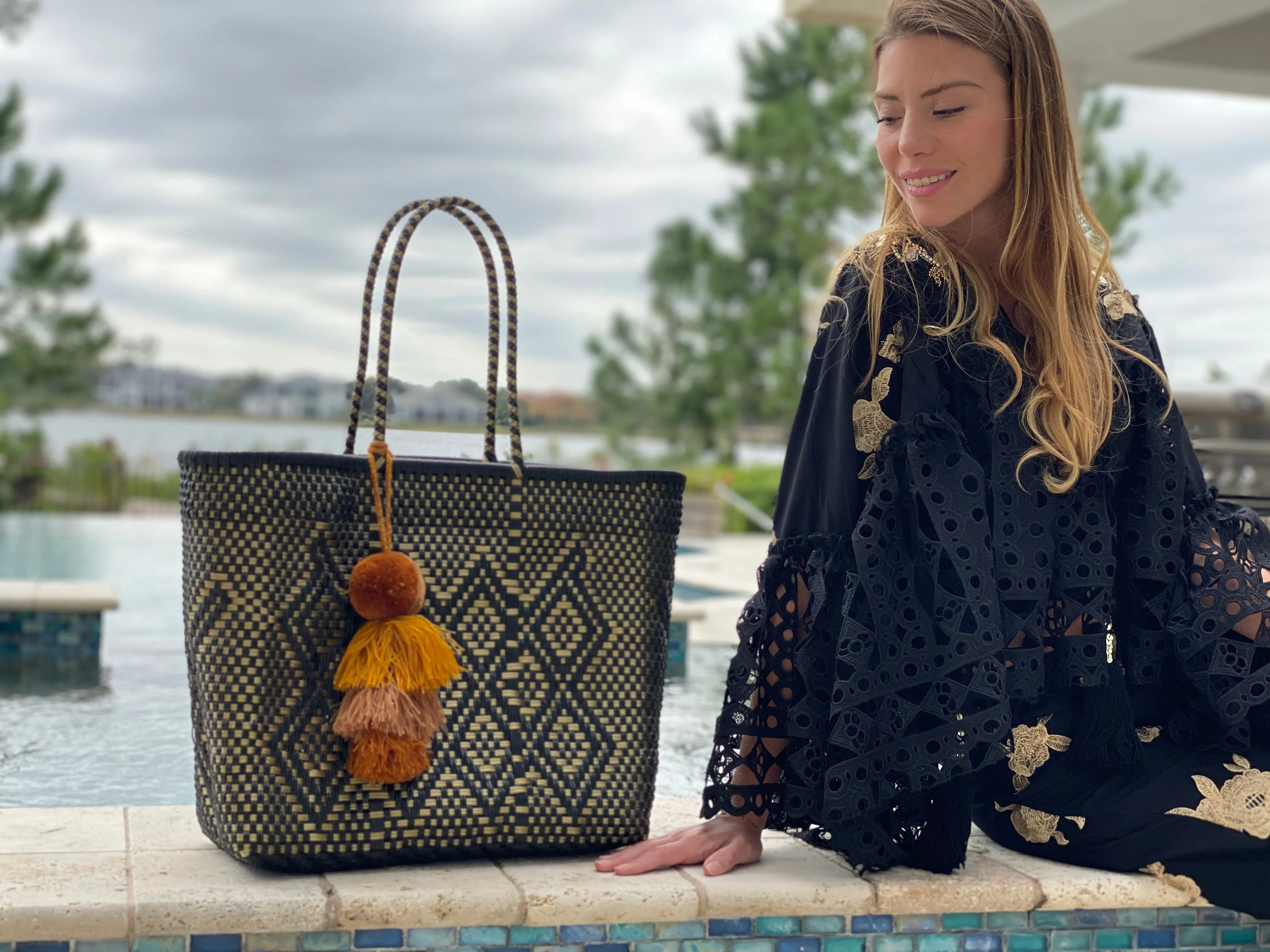 Black Lux Citron Tote sold by Squeeze De Citron product image thumbnail 2