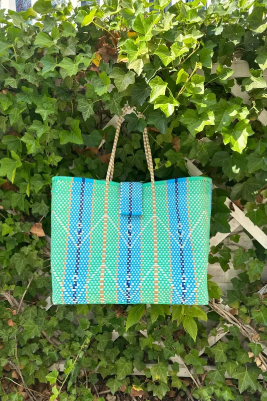 Harbor View Citron Tote - Weekender sold by Squeeze De Citron