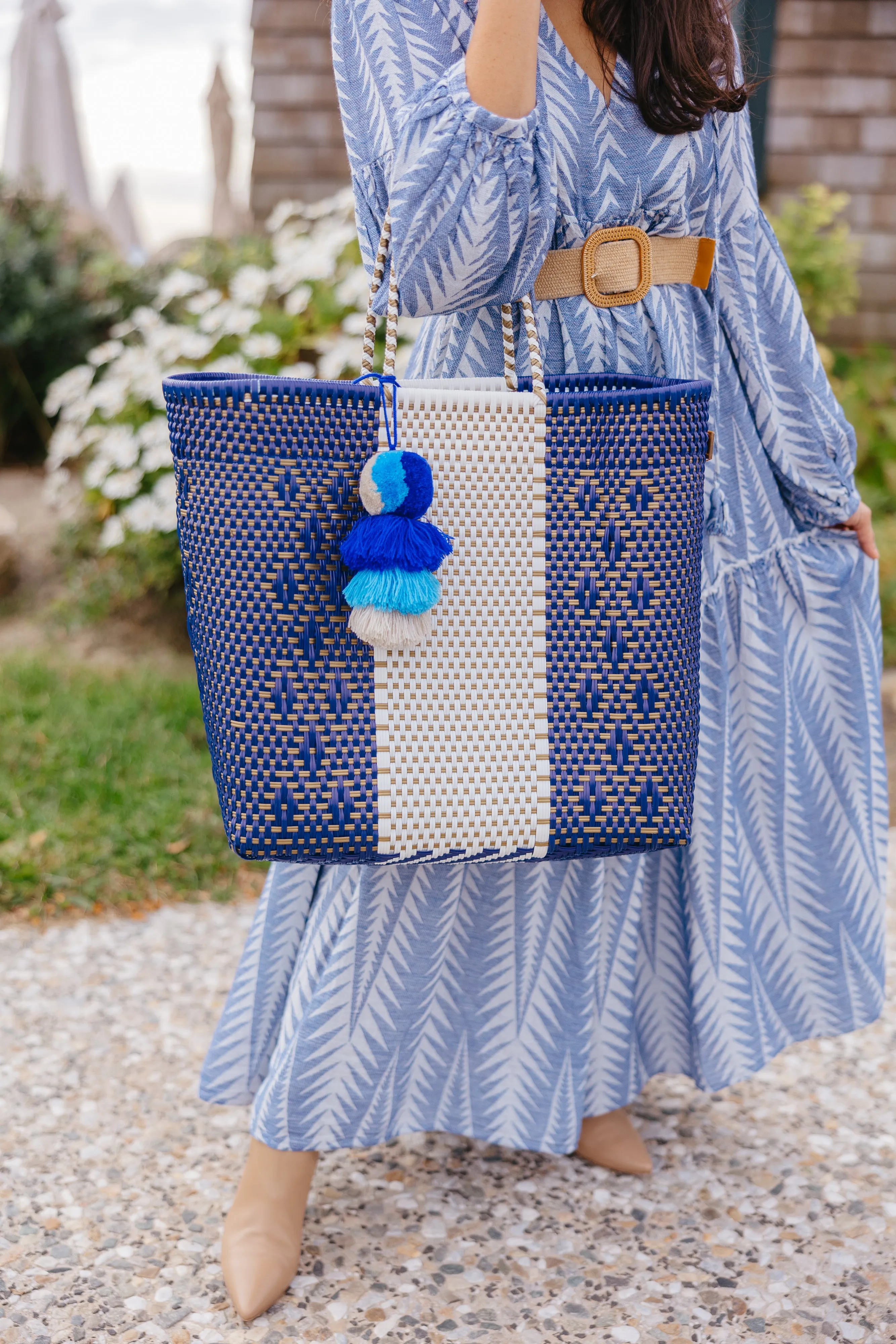 Azul Lux Citron Tote sold by Squeeze De Citron