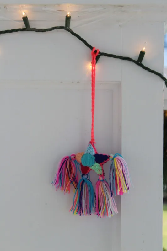 Piñata Pom sold by Squeeze De Citron