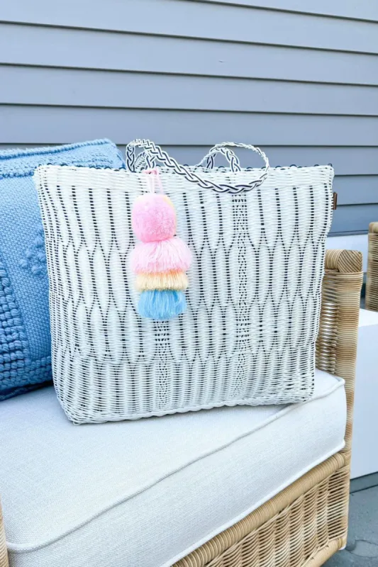 White / Navy Mesh Citron Tote sold by Squeeze De Citron