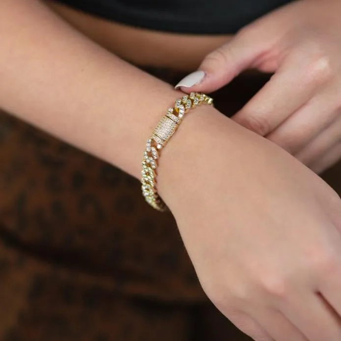 Dainty Crystal Cuban Chain Bracelet sold by The Sis Kiss product image thumbnail 3