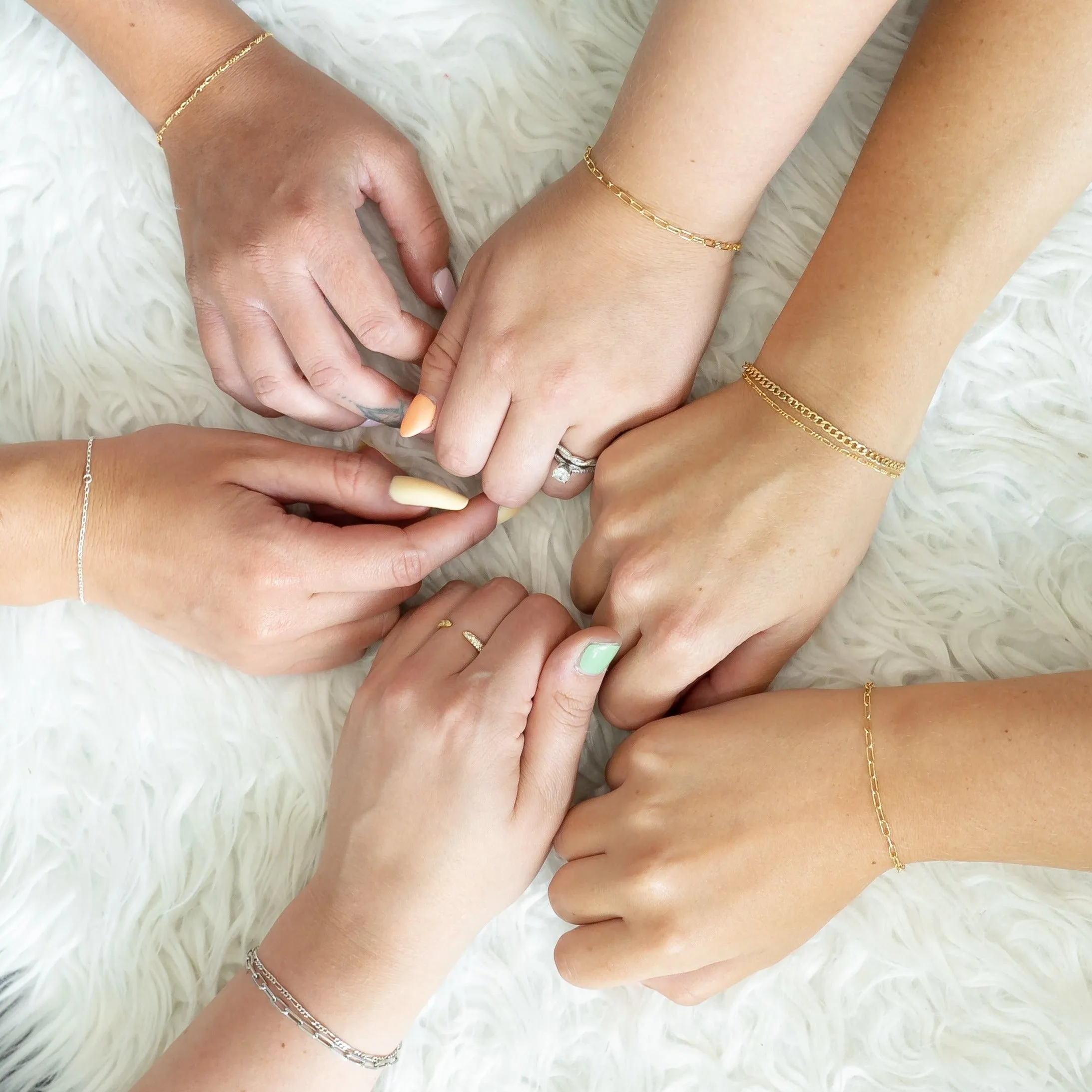 Sis Kiss Links Starter Kit sold by The Sis Kiss