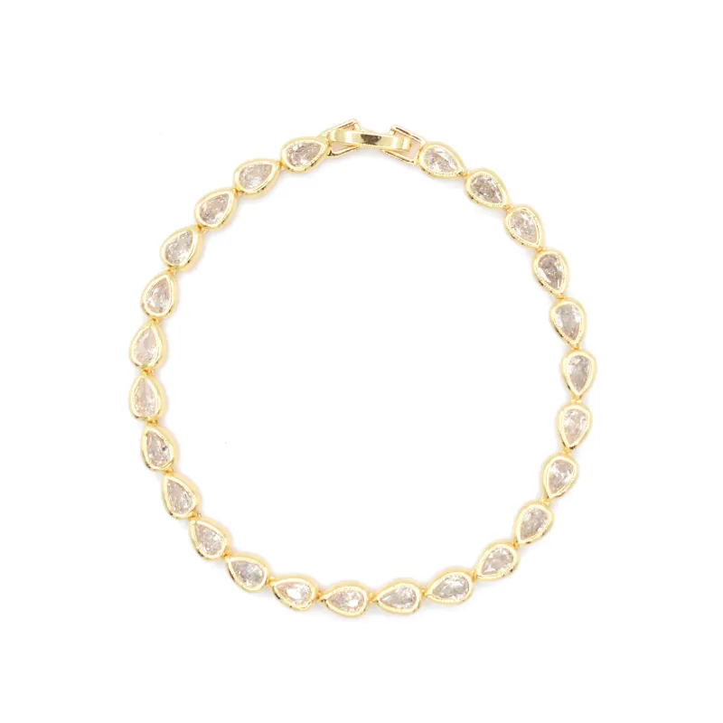 Golden Teardrop Bracelet made by Grace