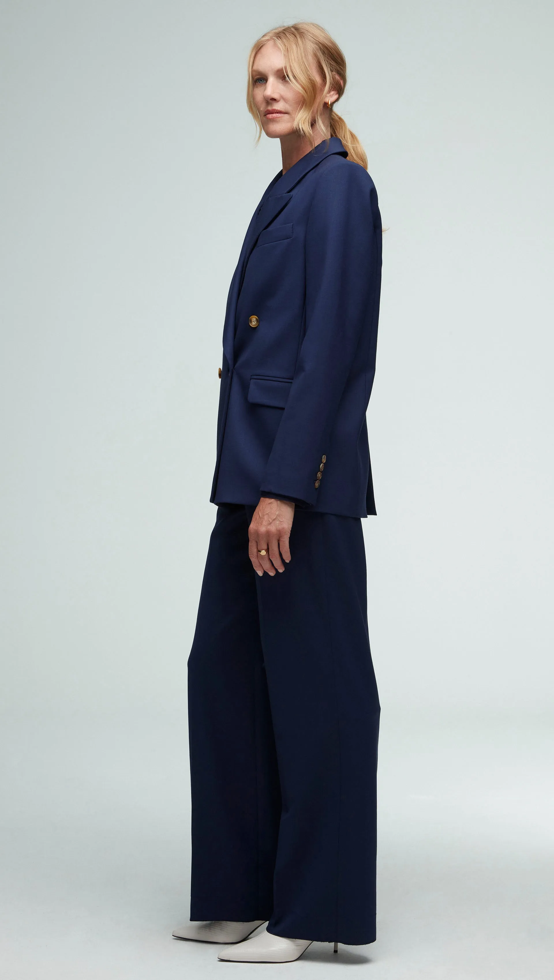 Peak Lapel Blazer in Seasonless Wool | Navy sold by Argent product image thumbnail 5